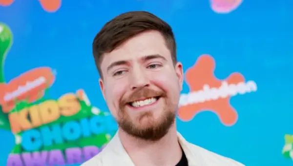 ‘하이브 인수해달라’ 뉴진스 팬덤 생떼에 미스터비스트 “내가 뭘 해야 하지?” 당혹 반응